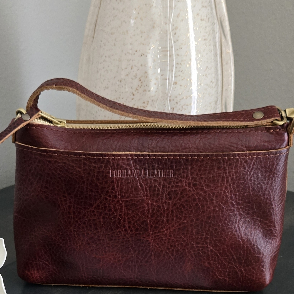 Portland Leather Brown Crossbody Bag with Structured Design
